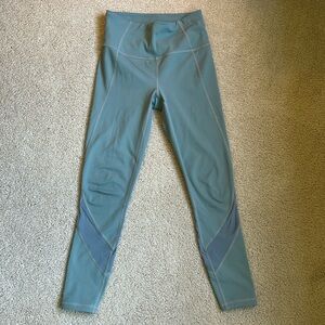 Athleta High Rise Mesh 7/8 Tight